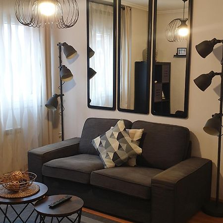 Apartamento "Los Prados" Wifi Y Parking Oviedo Ngoại thất bức ảnh