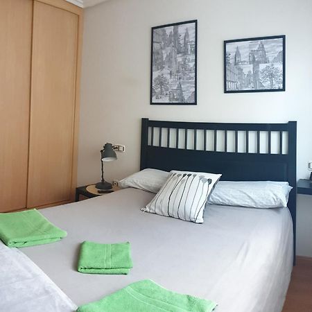 Apartamento "Los Prados" Wifi Y Parking Oviedo Ngoại thất bức ảnh
