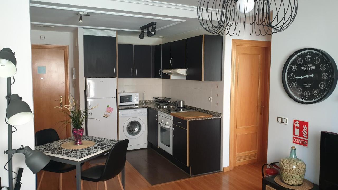 Apartamento "Los Prados" Wifi Y Parking Oviedo Ngoại thất bức ảnh
